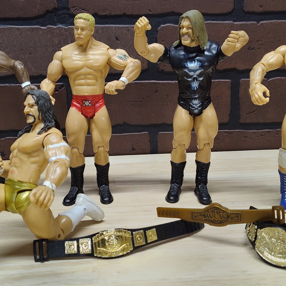 Lot of 2003 Jakks Pacific Wrestling figures and belts - Picture 3 of 14